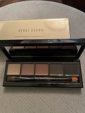 Bobbi Brown Evening Glow Eye Shadow Palette - Neutral Brown Shades